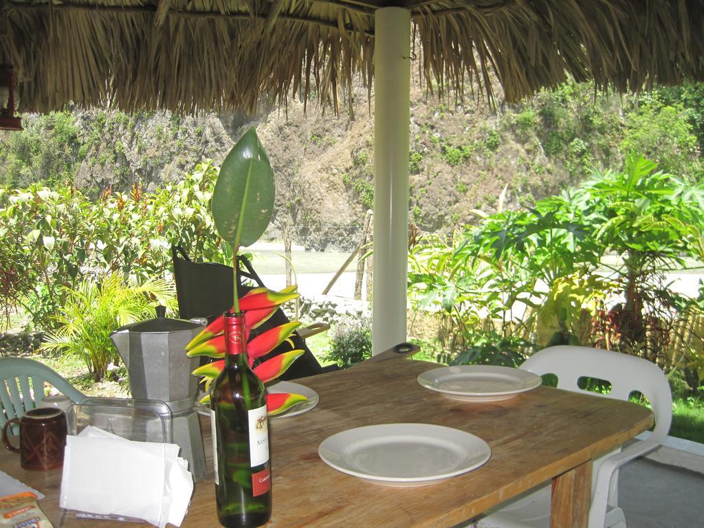 Conrado'S Guesthouse B&B Las Avispas エクステリア 写真