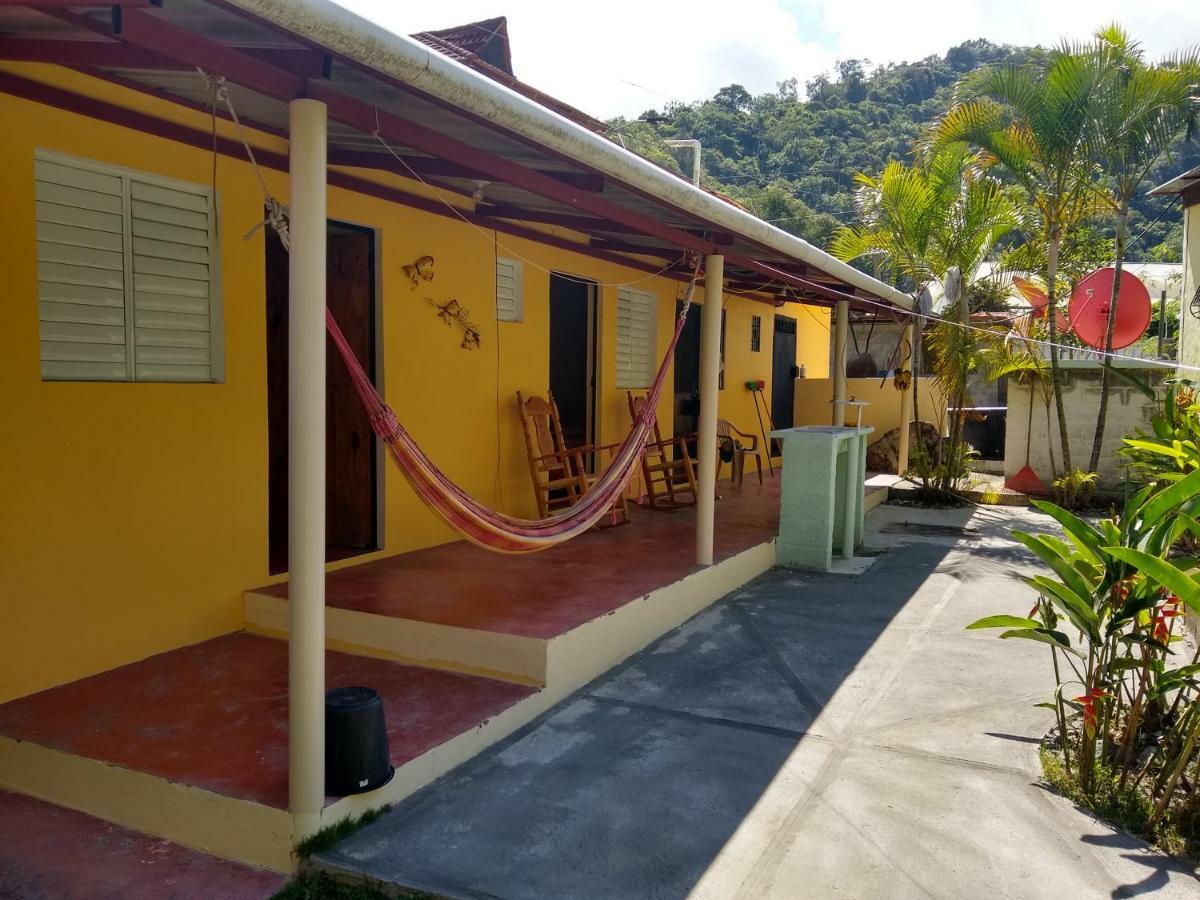 Conrado'S Guesthouse B&B Las Avispas 部屋 写真